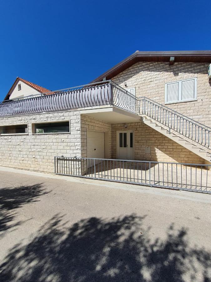 Villa Del Mar Omis Luaran gambar